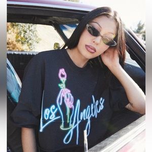 Los Angeles Neon Nails Puff Print Cropped Short Sleeve